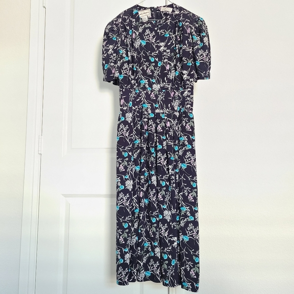 karin stevens Dresses & Skirts - Vintage maxi dress with flower pattern